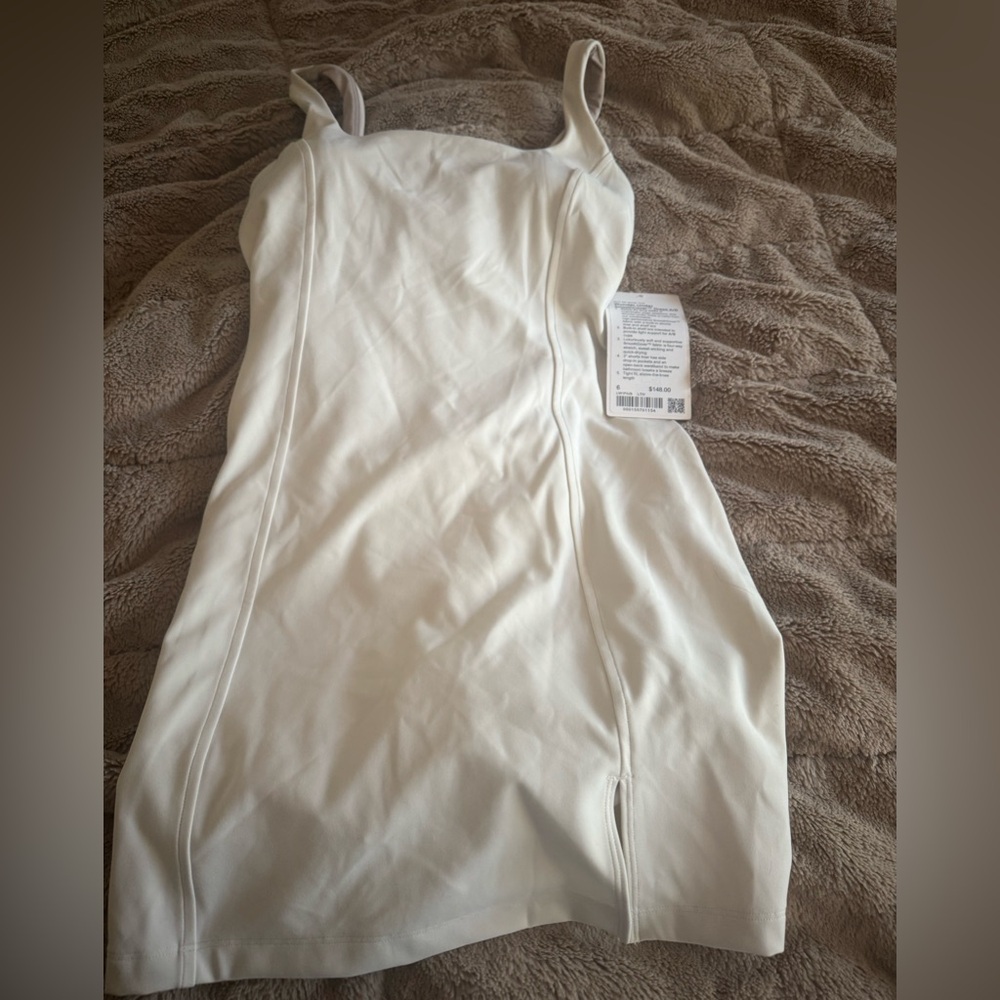 Lululemon Wunder Under SmoothCover Dress Light Support, A/B Cup NWT SZ 6 Ivory - Picture 2 of 4